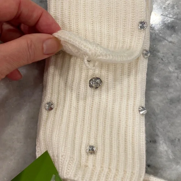 🔥HOST PICK🔥 NWT Kate Spade Pop Top Embellished Mittens Gloves - Picture 3 of 5